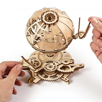Деревянный механический 3D конструктор Ugears Глобус (70128) - Pampik - 4