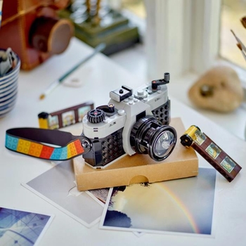 Конструктор LEGO Creator Ретро-фотокамера 261 деталь (31147) - Pampik - 8