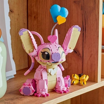 Конструктор LEGO Disney Ангел, 784 деталі (43257) - Pampik - 11