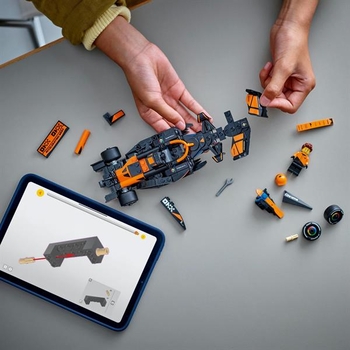 Конструктор LEGO Speed Champions Автомобіль для перегонів McLaren F1 Team MCL38, 269 деталей (77251) - Pampik - 11