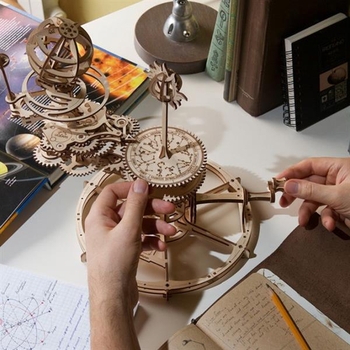 Деревянный механический 3D конструктор Ugears Механический Теллурий (70167) - Pampik - 10