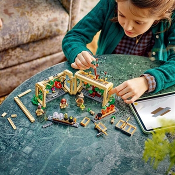 Конструктор LEGO Harry Potter Замок Гогвортс урок гербології, 390 деталей (76445) - Pampik - 9