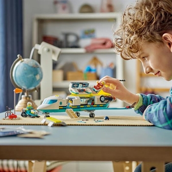 Конструктор LEGO City Літак швидкої медичної допомоги, 403 деталі (60465) - Pampik - 7
