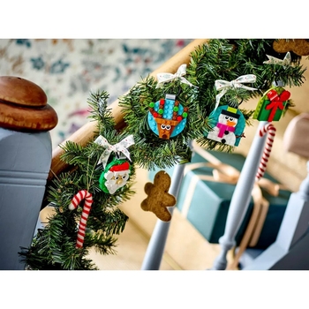 Конструктор LEGO Icons Набір різдвяних прикрас, 153 деталі (40744) - Pampik - 5