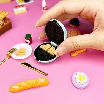 Ігровий набір-сюрприз Mini World Пікнік, в асортименті (2305003) - Pampik - 4