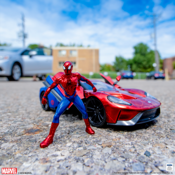 Машина металлическая Jada Марвел Человек-Паук Ford GT (2017) с фигуркой Человека-Паука (253225002) - Pampik - 17