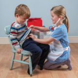 Ігровий набір Le Toy Van Доктор, у валізі (TV292) - Pampik - 7