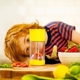 Подарок. Бутылка для воды и напитков Munchkin Miracle 360, с инфузером, 414 мл, желтый (011209.03) - Pampik - 5