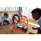 Ігровий набір Hot Wheels Гонки в шиномонтажній (GJL16) - Pampik - 8