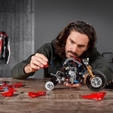 Конструктор LEGO Technic Ducati Panigale V4 R, 646 деталей (42107) - Pampik - 14
