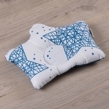 Ортопедична подушка BetiS Сузір'я, поплін, 40х30 см, білий з синім (27082109) - Pampik - 2