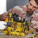 Конструктор Lego Technic Бульдозер Cat® D11 на пульте управления (42131) - Pampik - 5