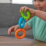 Іграшка тактильна Fat Brain Toys SillyRings Магнітні кільця. 3 шт. (F269ML) - Pampik - 8