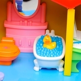 Ігровий набір зі світлом і звуком Kiddieland Заміський будинок (032730) - Pampik - 8