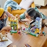 Конструктор LEGO Friends Квіткові та дизайнерські магазини в центрі міста 2010 деталей (41732) - Pampik - 12