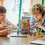 Конструктор LEGO Super Heroes Marvel Вирішальний бій Людини-Павука, 900 деталей (76261) - Pampik - 6