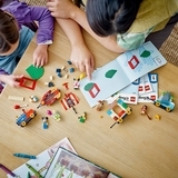 Конструктор LEGO Disney Classic Святковий діснеївський поїзд, 200 деталей (43212) - Pampik - 8