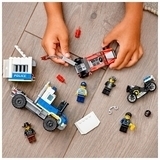 Подарунок. Конструктор LEGO City Police Транспорт для перевезення злочинців, 244 дет (60276) - Pampik - 15