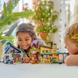 Конструктор LEGO Friends Сімейні будинки Оллі та Пейслі, 1126 деталей (42620) - Pampik - 9