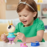 Ігровий набір Peppa Figurines Модна пригода Одягни Ребеку (G0329) - Pampik - 9