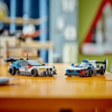 Конструктор LEGO Speed ​​Champions Автомобілі для гонки BMW M4 GT3 та BMW M Hybrid V8, 676 деталей (76922) - Pampik - 7