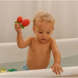 Прорезыватель Oli & Carol Малина Валери, красный с салатовым (L-RASPBERRY-UNIT) - Pampik - 6