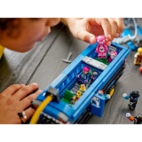 Конструктор LEGO Fortnite Battle Bus, 954 деталей (77073) - Pampik - 9