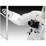 Збірна модель Revell Астронавт на Місяці, Місія Аполлон 11, рівень 4, масштаб 1:8, 24 деталі (RVL-03702) - Pampik - 8