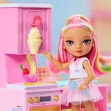 Ігровий набір з лялькою Rainbow High Littles Кондитерська Кенді (522058) - Pampik - 9