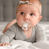 Пустушка силіконова Difrax Dental Night, ортодонтична, 6+ міс. (GL800) - Pampik - 5