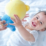 Мягкая музыкальная игрушка-ночник Combi Мишка 118782, желтый с голубым (36824) - Pampik - 5