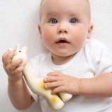 Погремушка-прорезыватель Tikiri 96008, каучук, желтый (22567) - Pampik - 7