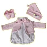Набір одягу для ляльки Munecas De Cuna: комбінезон, шапка, пінетки, 45 см, рожевий (R45222) - Pampik