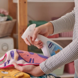 Плямовивідник-спрей для тканин Chicco Sensitive, 500 мл - Pampik - 3