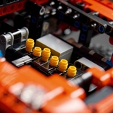 Конструктор LEGO Technic Mercedes-Benz G 500 Professional Line 2891 деталей (42177) - Pampik - 6