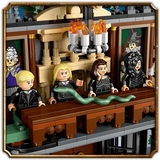 Конструктор LEGO Harry Potter Маєток родини Мелфой 1601 деталь (76453) - Pampik - 7