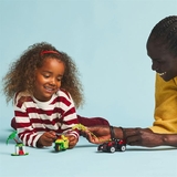 Конструктор LEGO Marvel Павук і його неймовірні друзі Перегони на електромобілях з динозаврами 124 деталі (11198) - Pampik - 8