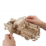 Деревянный механический 3D конструктор Ugears Пикап Лесоруб (70171) - Pampik - 10