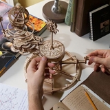 Деревянный механический 3D конструктор Ugears Механический Теллурий (70167) - Pampik - 10