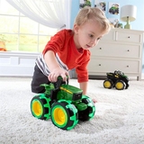 Машинка Трактор John Deere Kids Monster Treads з великими колесами що світяться (46434) - Pampik - 3